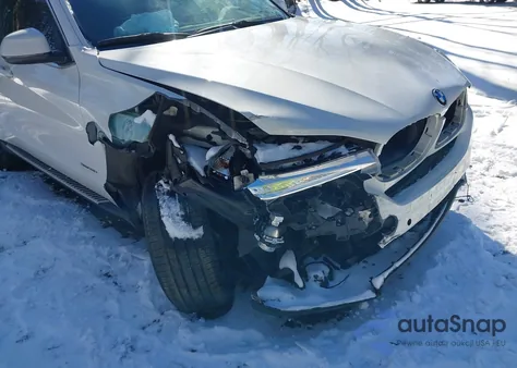 2016 BMW X5 xDrive35I z USA, uszkodzony, nr VIN 5UXKR0C50G0P26519